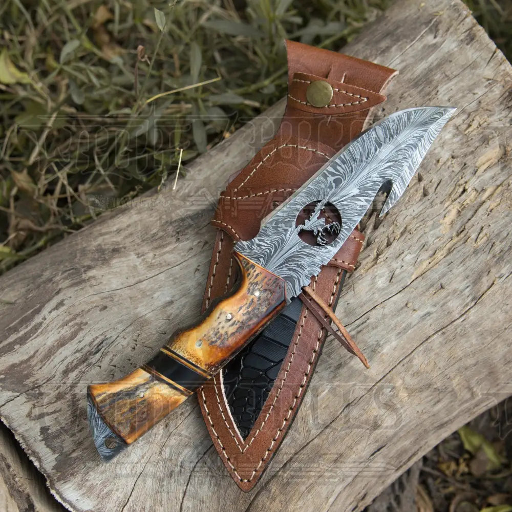 11 Custom Hand Forged Damascus Steel Full Tang Skinner Knife With Gut Hook - Stag Handle