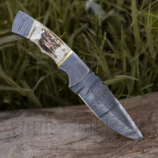 8.5 Hand Forged Damascus Steel Full Tang Skinner Knife - Stag Antler Handle H 018