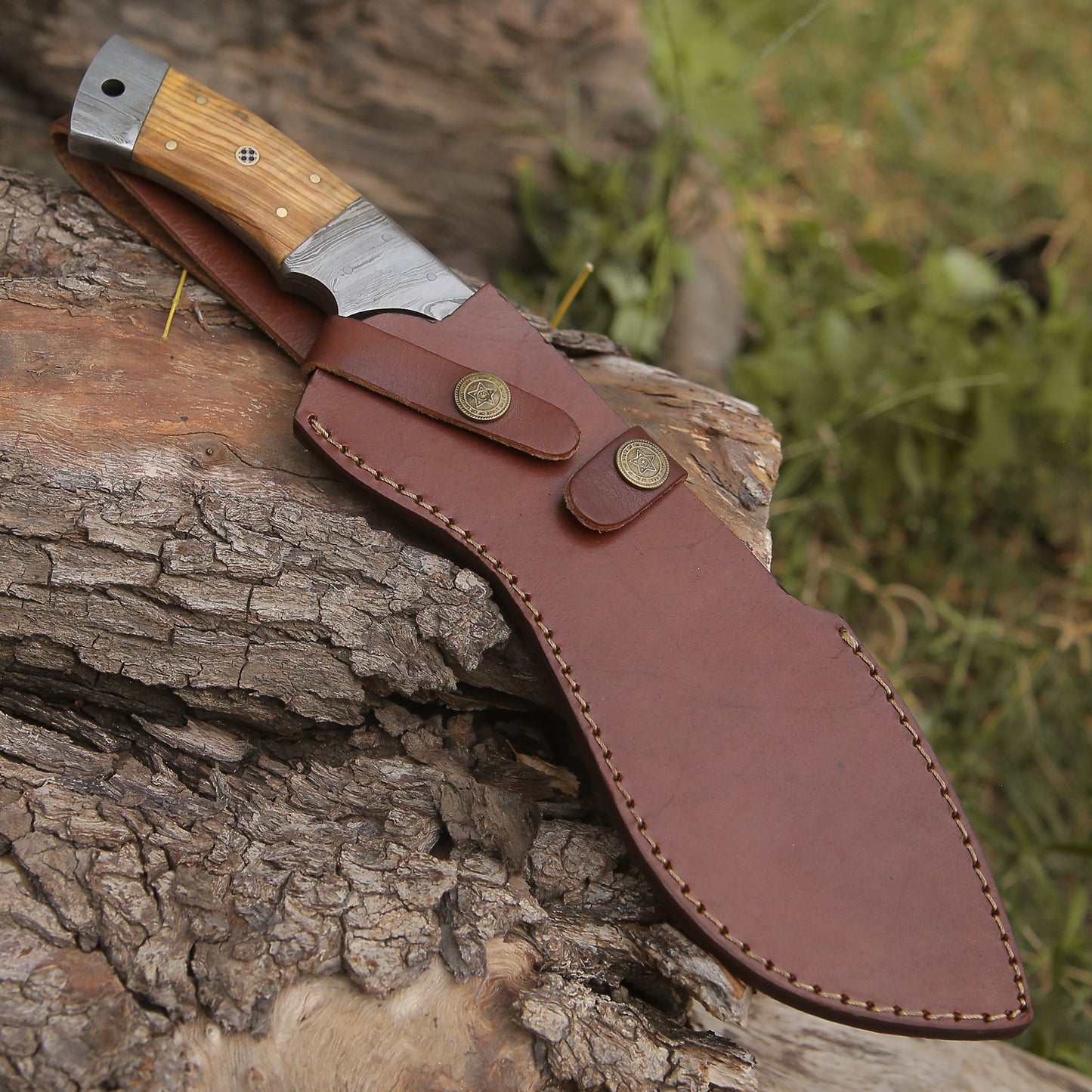 Custom Hand Made Forged Damascus Steel Hunting Kukri Knife Bolster Olive Wood Handle Wh 2254 Kukri