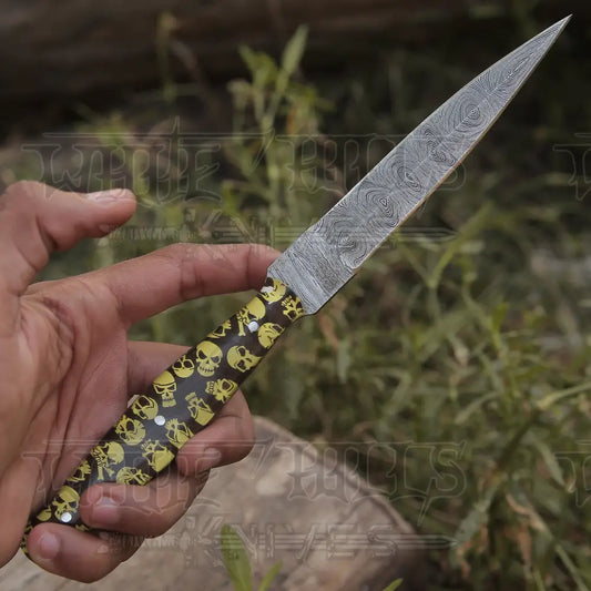 Handmade Damascus Steel Dagger Knife - 10’ Full Tang Yellow Skull Resin Handle Boot