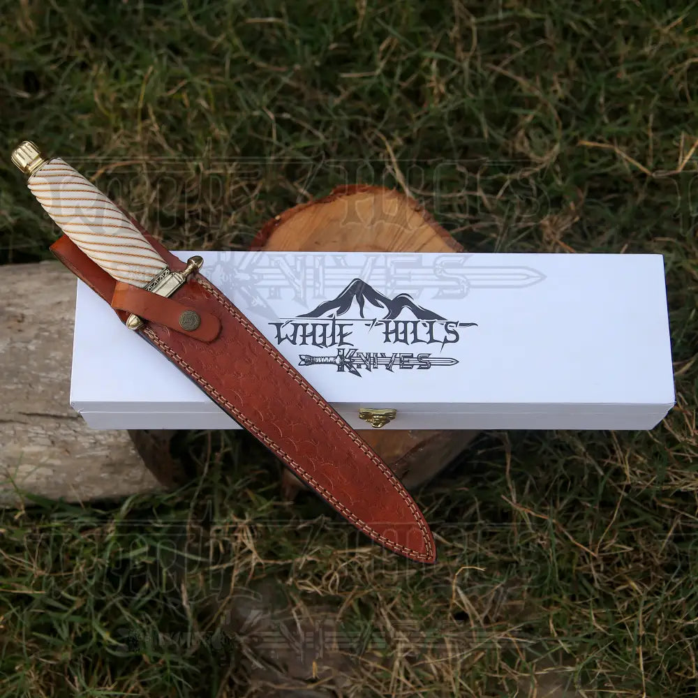 Handmade Damascus Steel Dagger Knife - 15’ Camel Bone Handle Exotic Damascus Dagger Boot