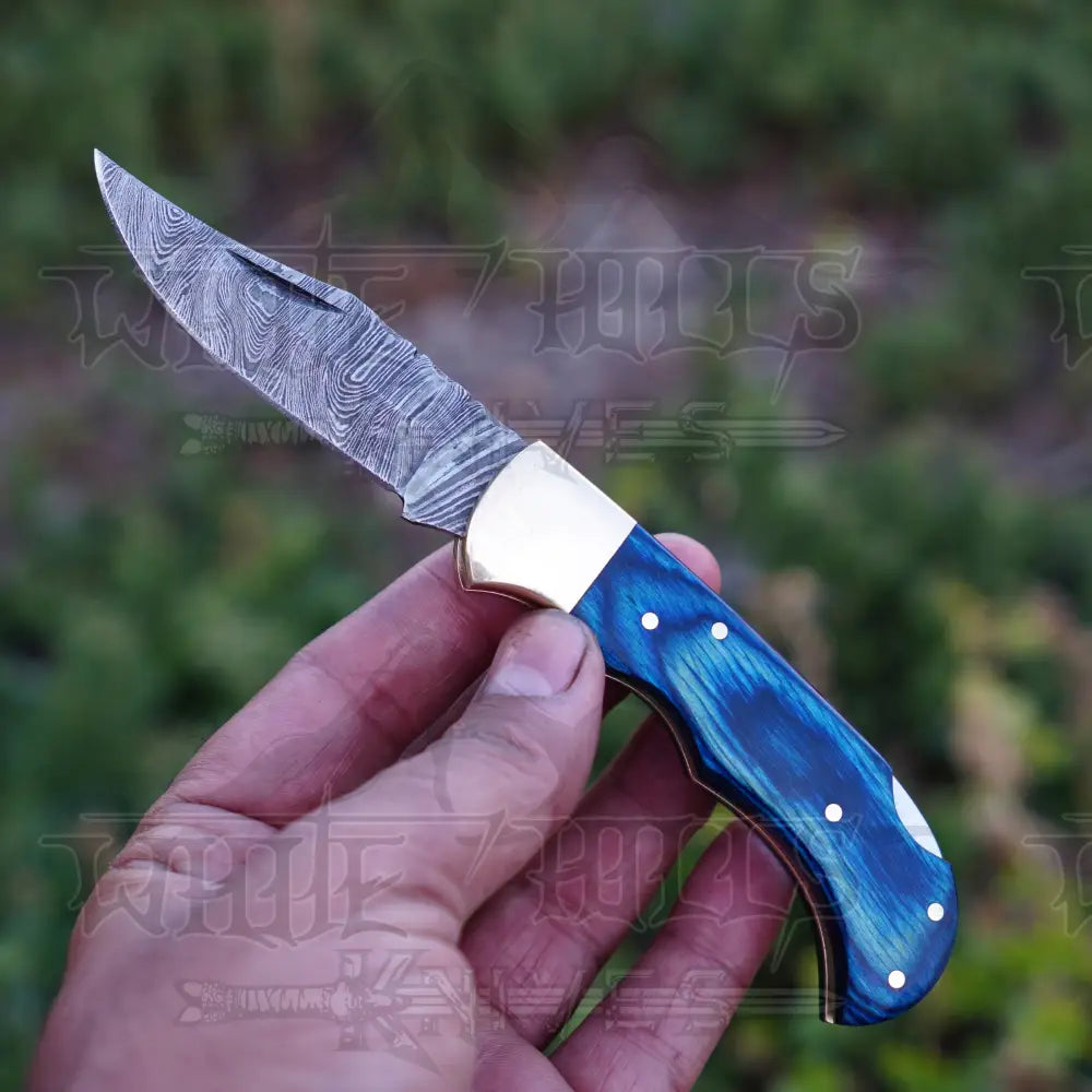 Handmade Damascus Steel Hunting Folding Knife With Pocket Clip - Camping Blade With Blue Wood