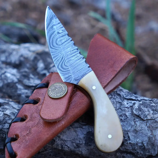 Handmade Damascus Steel Knife - Camel Bone Handle 5’ Full Tang Hunting & Camping Sk - 032 Skinner