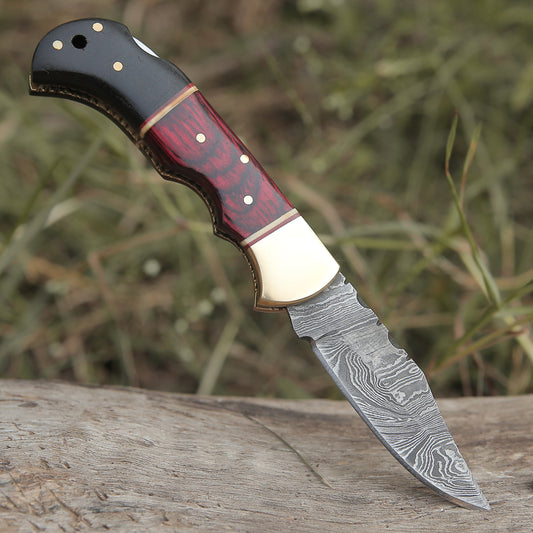 Custom Hand Made Damascus Steel Hunting Folding Knife With Brass Bolster & Bull Horn Wood Handle Wh