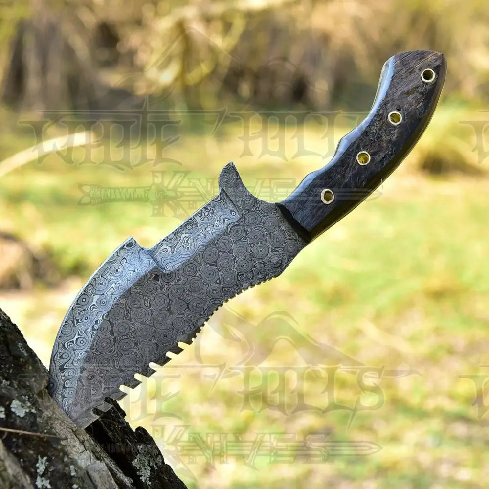 10Custom Hand Made Forged Damascus Steel Tracker Hunting Camping Knife With Ram Horn Handle Wh 3845