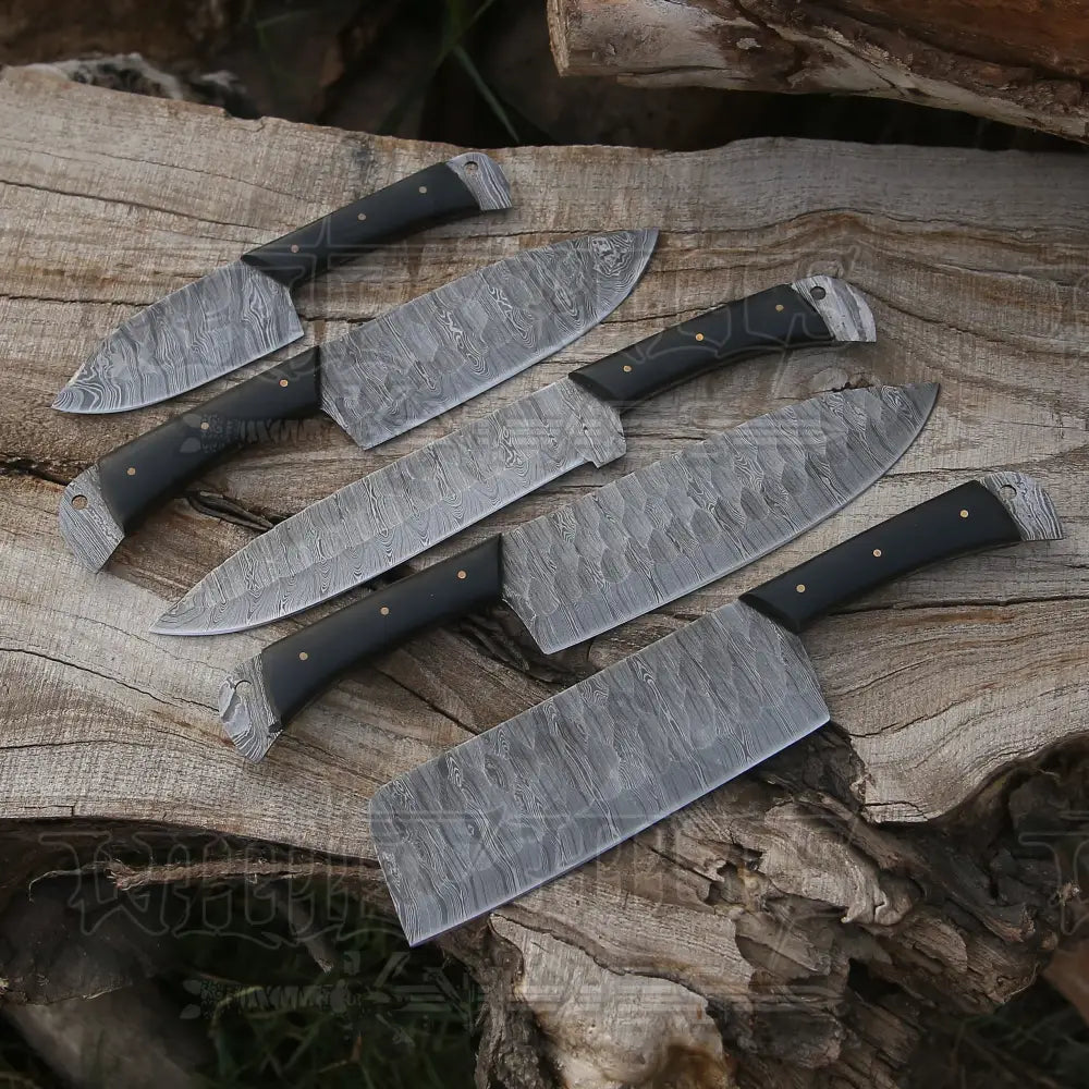 5 Piece Damascus Chef Knife Set - Steel With Leather Roll Kitchen Knives