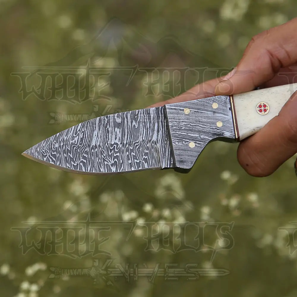 7.25 Hand Forged Damascus Steel Full Tang Skinner Knife - Camel Bone Handle