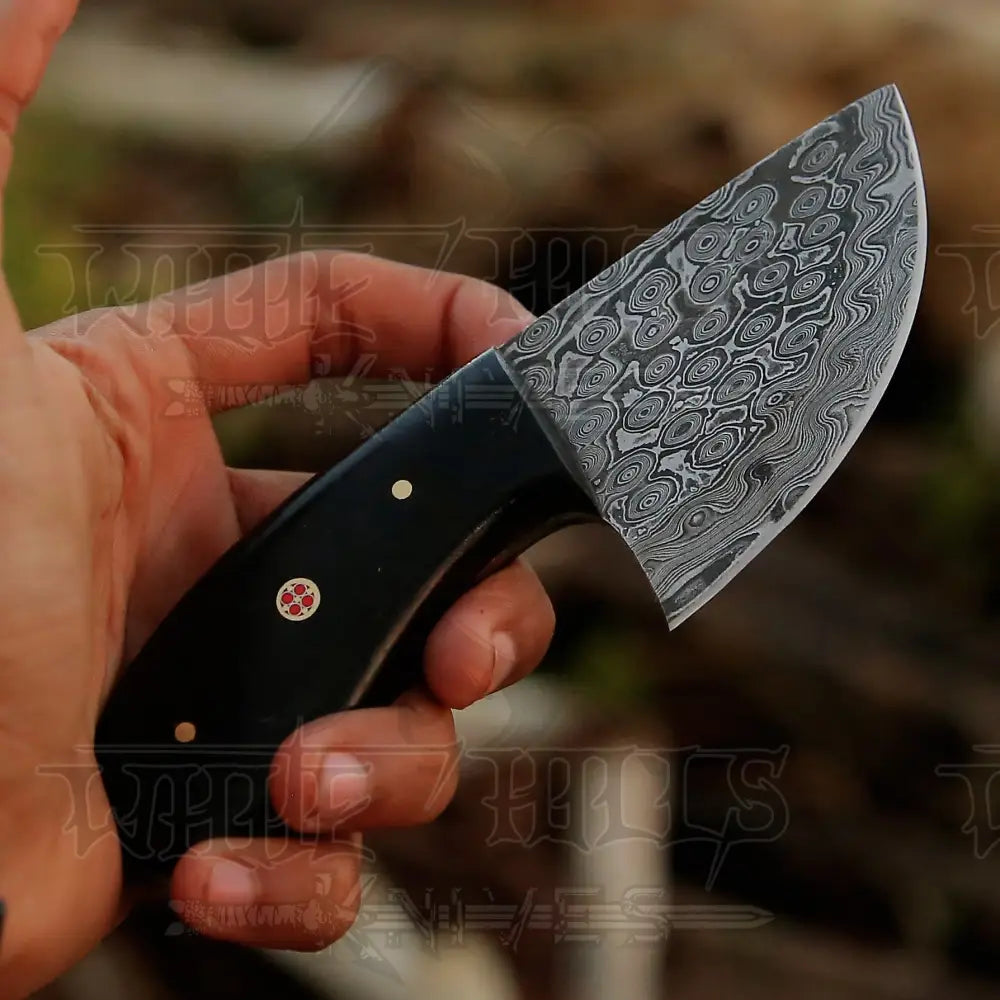 7” Handmade Damascus Steel Skinner Knife - Resin Handle Full Tang