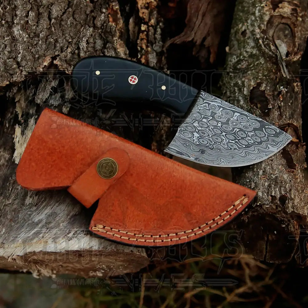 7” Handmade Damascus Steel Skinner Knife - Resin Handle Full Tang