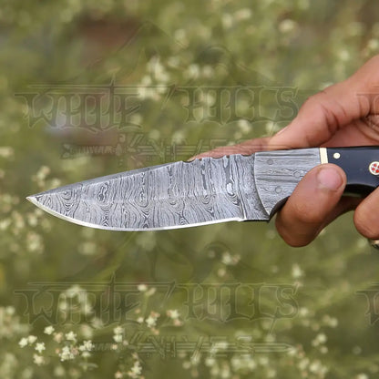 8.5 Hand Forged Damascus Steel Full Tang Skinner Knife - Buffalo Horn Handle H 020