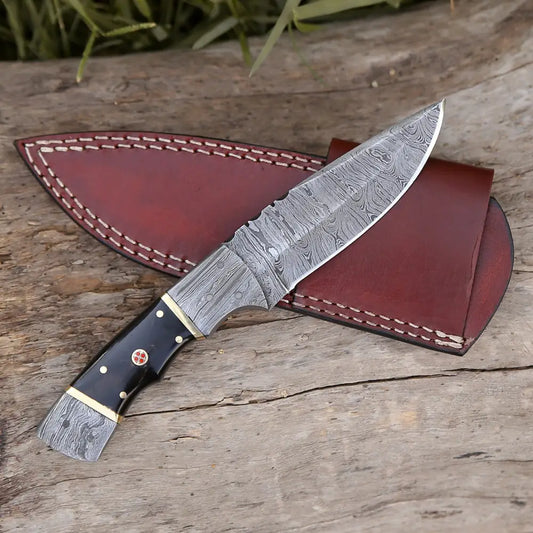 8.5 Hand Forged Damascus Steel Full Tang Skinner Knife - Buffalo Horn Handle H 020