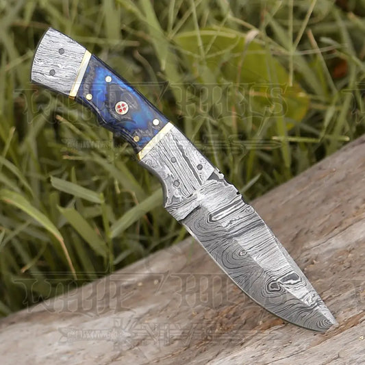 8.5 Hand Forged Damascus Steel Full Tang Skinner Knife - Colored Wood Handle H 019