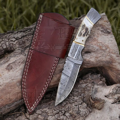 8.5 Hand Forged Damascus Steel Full Tang Skinner Knife - Stag Antler Handle H 018