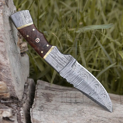 8.5 Hand Forged Damascus Steel Full Tang Skinner Knife - Wood Handle Collectibles:knives Swords &