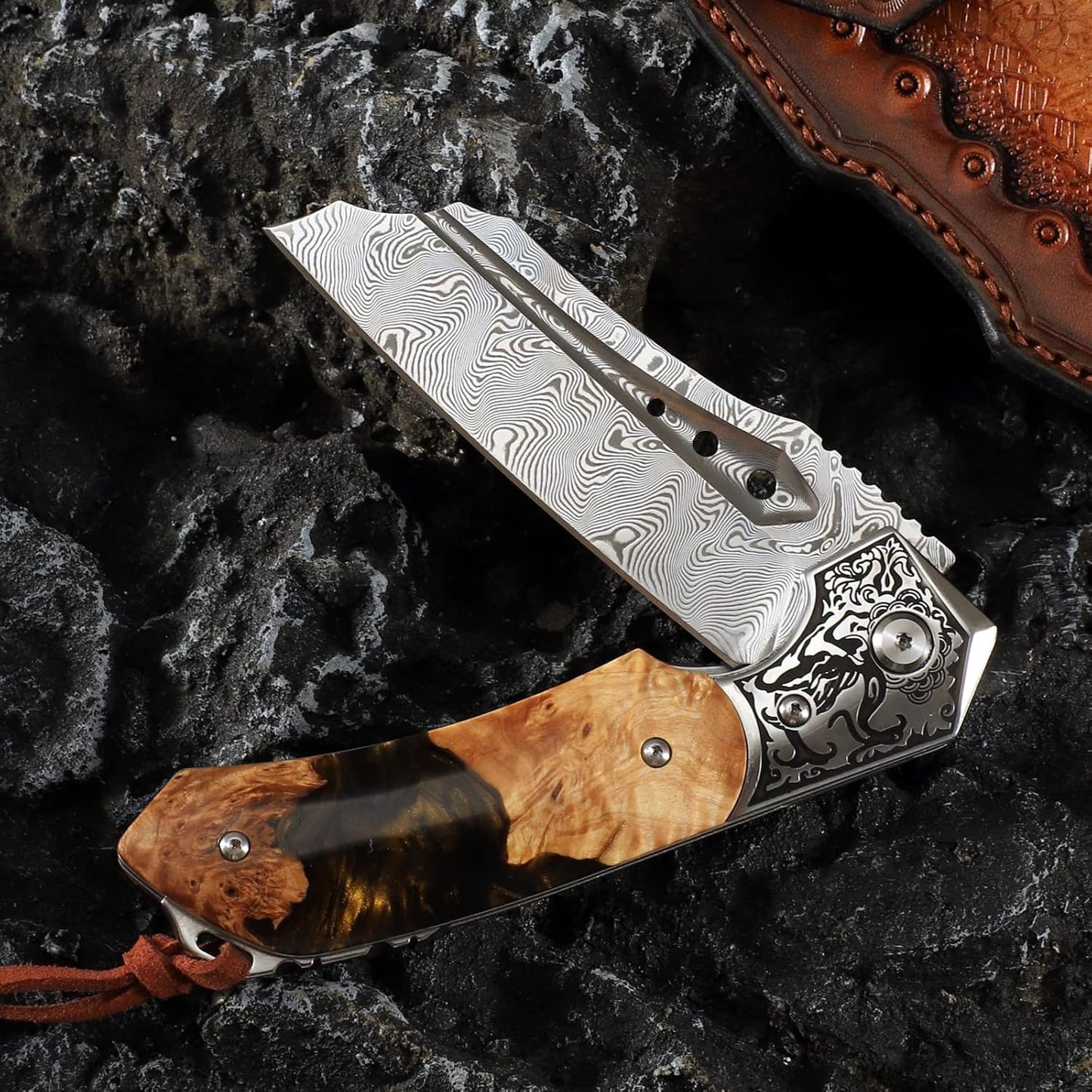 High Quality Damascus Steel Pocket Folding Knife with Resin Maple Handle, Men's Outdoor Knife, Survival Adventure Hunting Knife