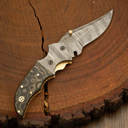 Handmade Damascus Pocket Knife With Leather Sheath - Damascus Bolster With Colored Resin Handle 3541 White Hills Knives
