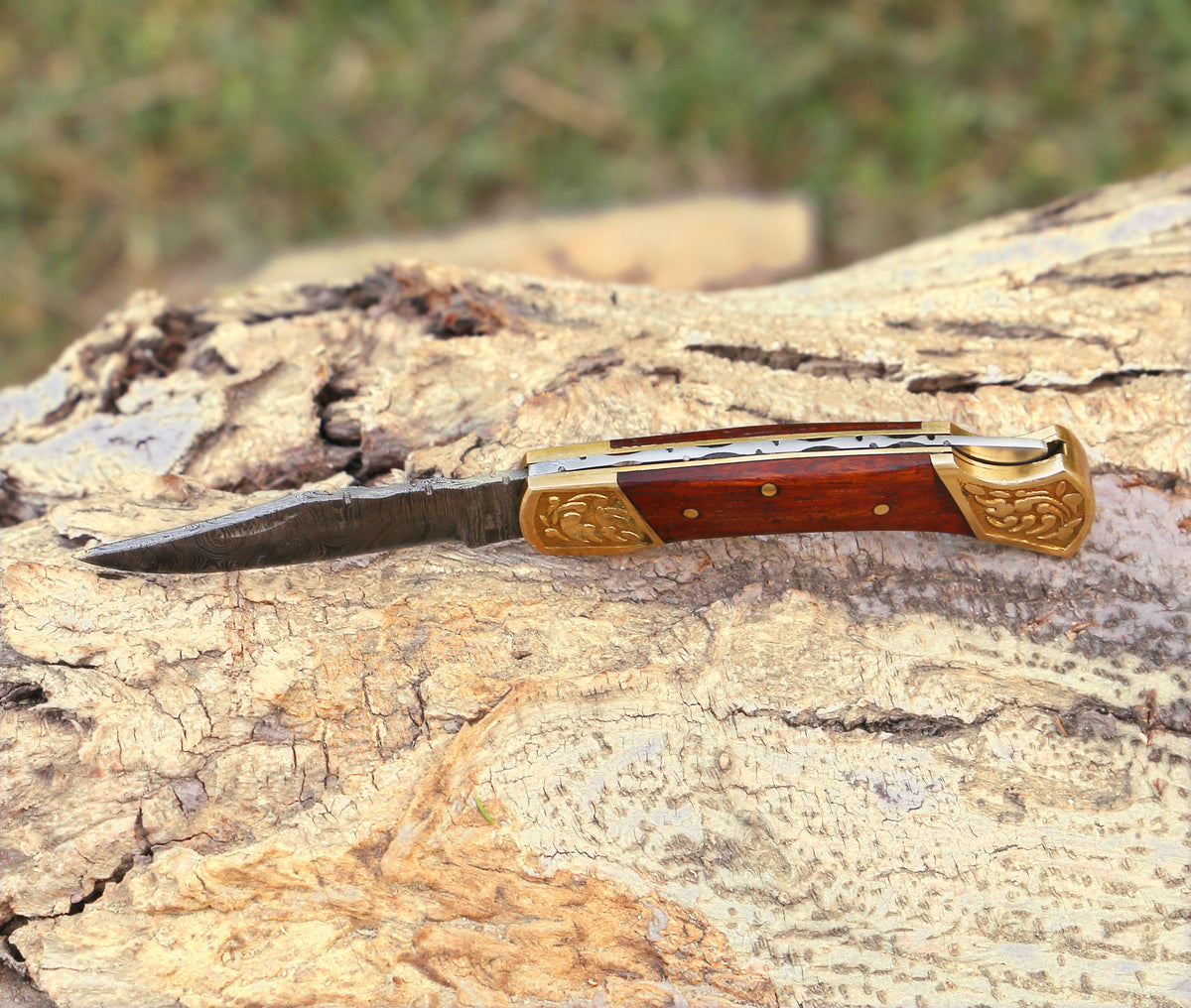 Custom Hand Made Damascus Steel Hunting Folding Knife With Brass Bolster & Stained Wood Handle Wh