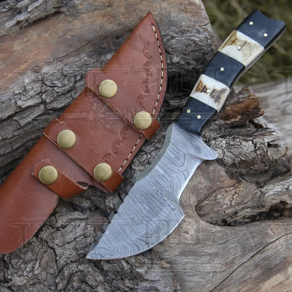 Custom Handmade Forged Damascus Steel Hunting Bushcraft Survival Tracker Knife Tracker Knife