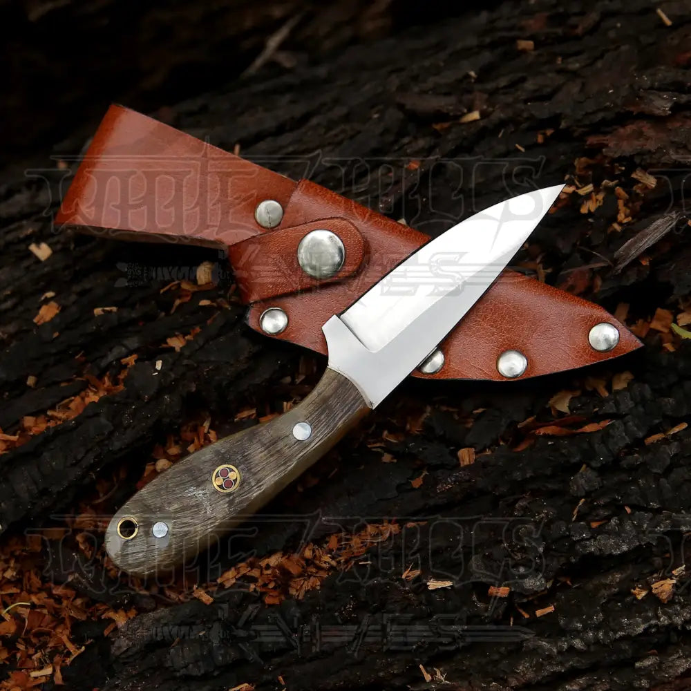 Hand Forged Full Tang Skinner Knife - Ram Horn Handle D2 Steel- 7 Inches Sk-015