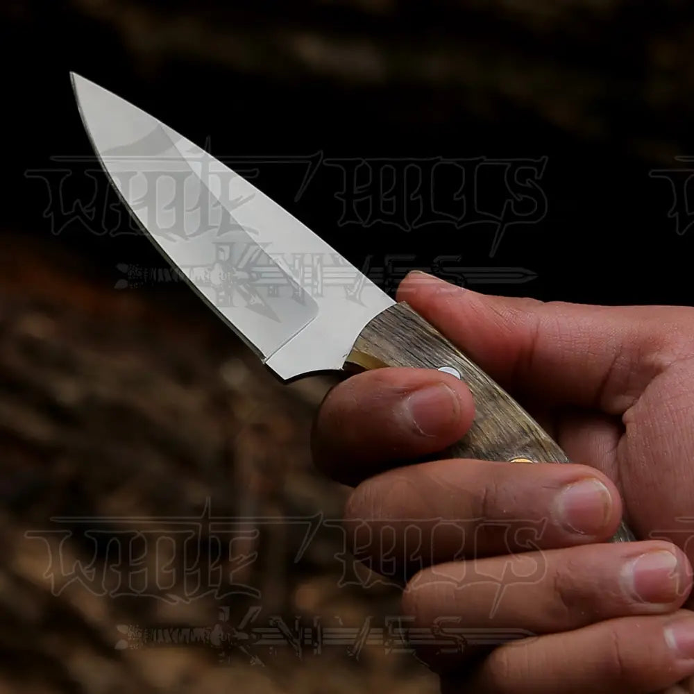 Hand Forged Full Tang Skinner Knife - Ram Horn Handle D2 Steel- 7 Inches Sk-015