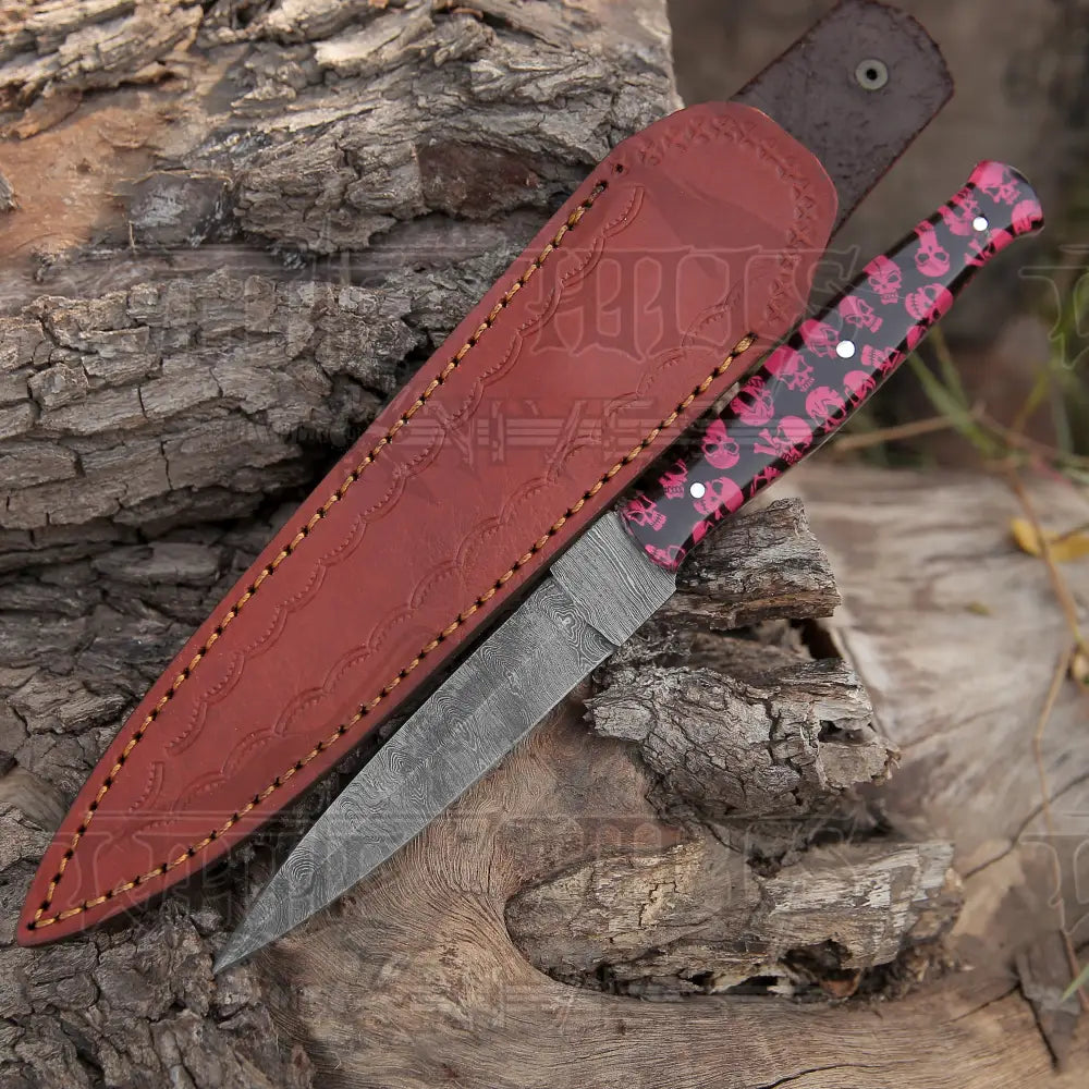Handmade Damascus Steel Dagger Knife - 10’ Full Tang Red Skull Resin Handle Boot
