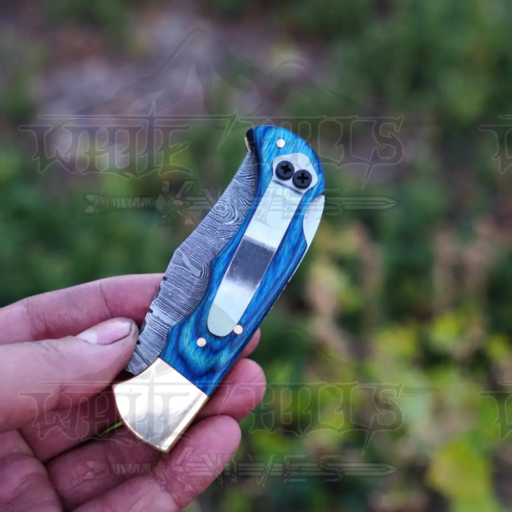 Handmade Damascus Steel Hunting Folding Knife With Pocket Clip - Camping Blade With Blue Wood