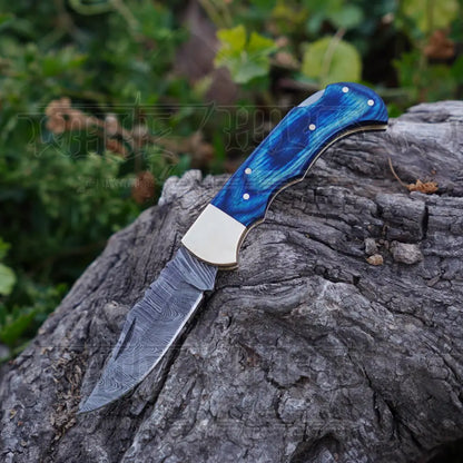 Handmade Damascus Steel Hunting Folding Knife With Pocket Clip - Camping Blade With Blue Wood