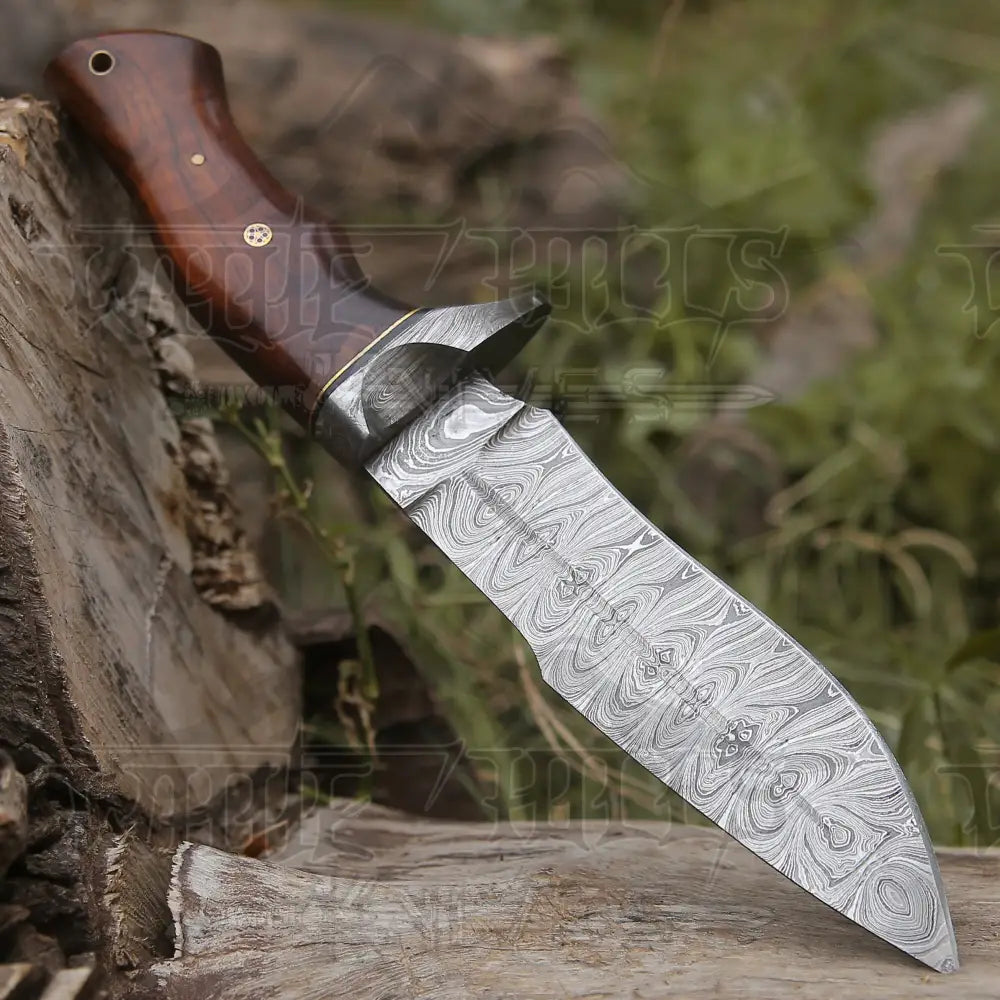 Handmade Damascus Steel Hunting Knife With Rose Wood Handle Skinner