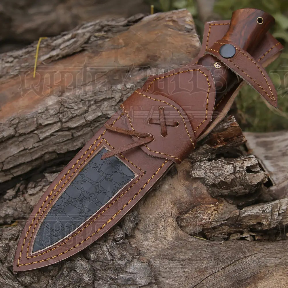 Handmade Damascus Steel Hunting Knife With Rose Wood Handle Skinner