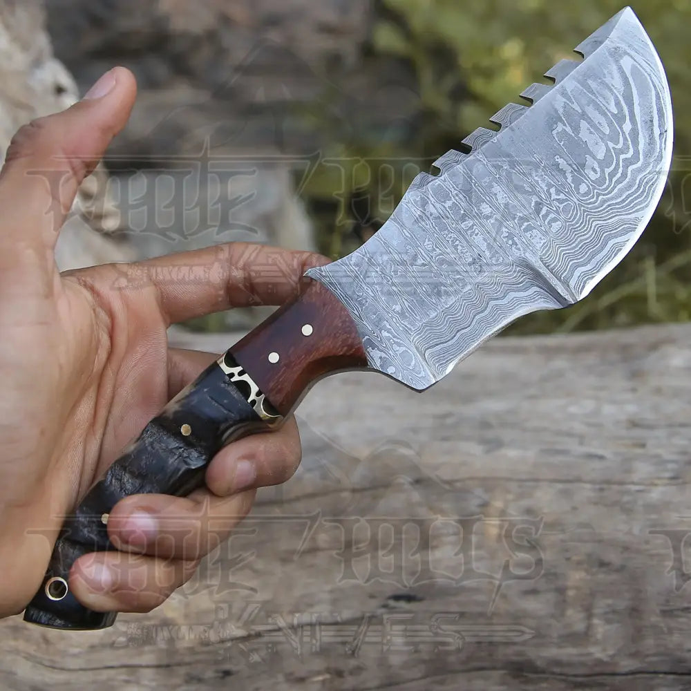 Handmade Damascus Steel Hunting Tracker Knife With Ram Horn & Cocobolo Wood Handle Wh 4432