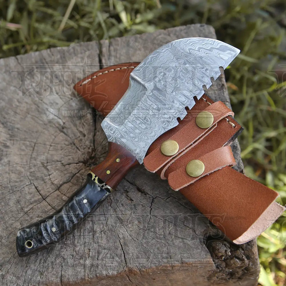 Handmade Damascus Steel Hunting Tracker Knife With Ram Horn & Cocobolo Wood Handle Wh 4432