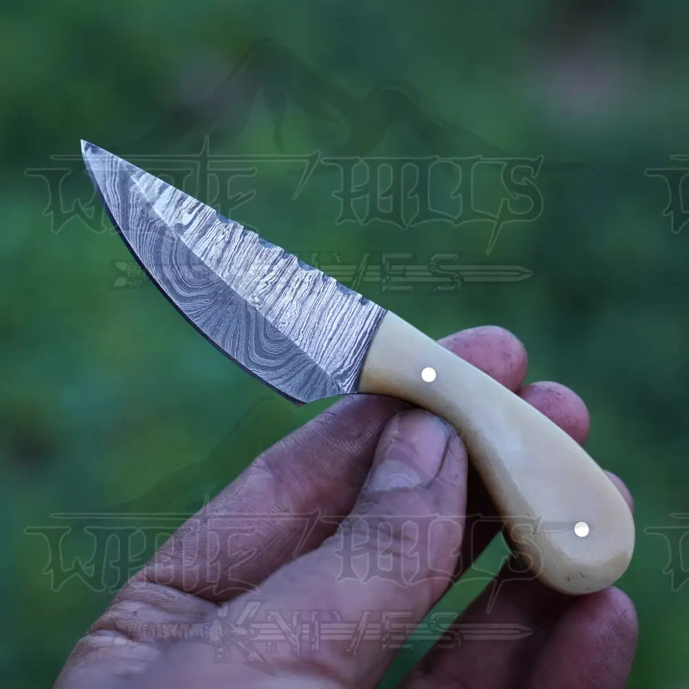 Handmade Damascus Steel Knife - Camel Bone Handle 5’ Full Tang Hunting & Camping Sk - 032 Skinner
