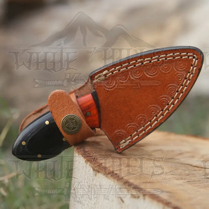 Handmade Damascus Steel Skinner Knife - Buffalo Horn & Wood Handle 5.5’ Full Tang