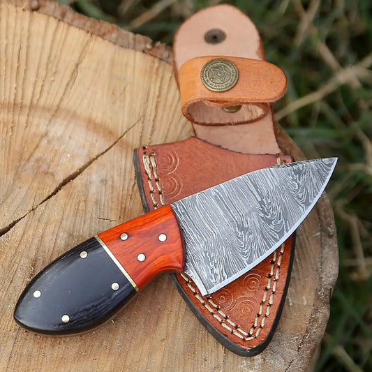 Handmade Damascus Steel Skinner Knife - Buffalo Horn & Wood Handle 5.5’ Full Tang