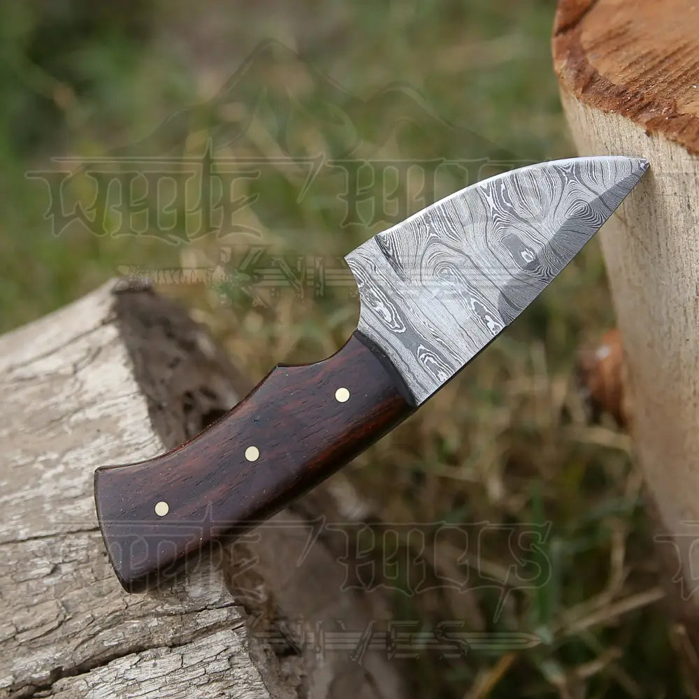 Handmade Damascus Steel Skinner Knife - Rosewood Handle 5.5’ Full Tang