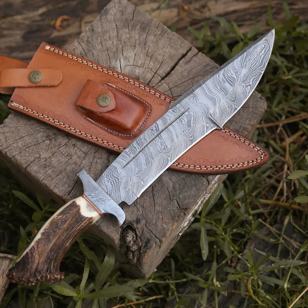 Handmade Forged Damascus Steel Hunting Bowie Rambo Knife Deer Stag Crown Handle