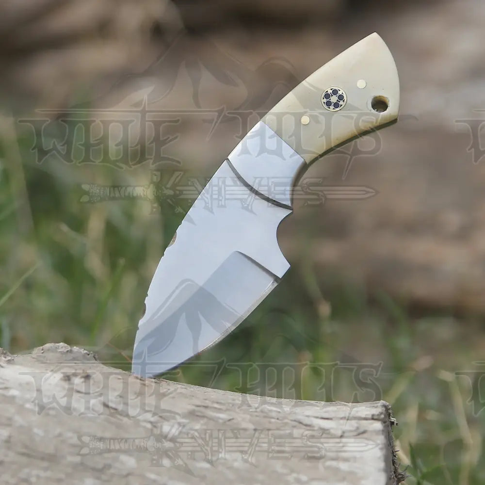 Handmade Semi Stainless Steel Skinner Knife - Camel Bone Handle 5.5’ Full Tang