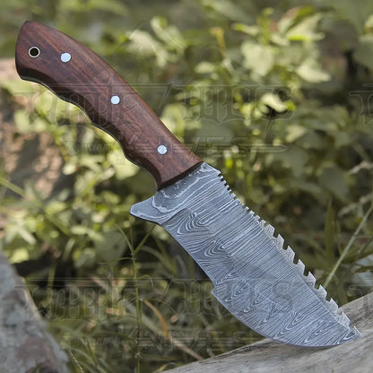 Tracker Knife - Hand Forged Damascus Steel Hunting Wood Handle